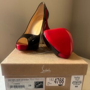 Christian Louboutin New Very Prive 120mm Patent (Black) Never Worn